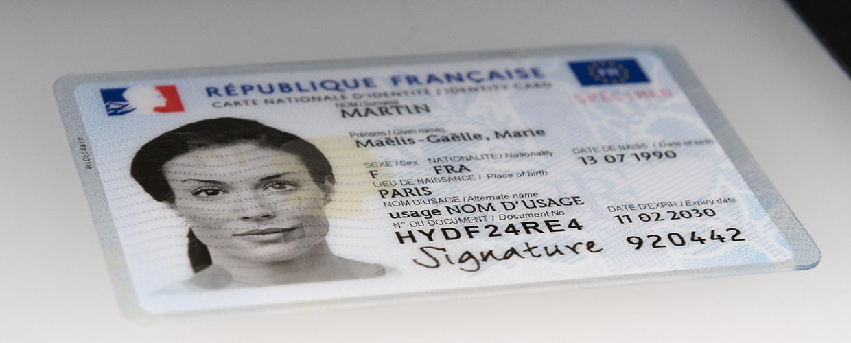 Un Nouveau Modele De Carte Nationale D Identite Issy Les Moulineaux