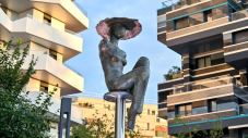 « Le rêve de Philae », une sculpture monumentale de Sabine de Courtilles,