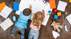 Enfants dessinants