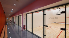 Les salles de Squash de la Cité des Sports. 