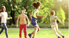 Pour leur 10e édition, retrouvez Jeux Côté Jardin autour d’une programmation enrichie de spectacles, activités sportives et ludiques, lectures, concerts et initiation au cirque pour tous et même un atelier sur la prévention routière !