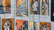 Des oeuvres présentées au marché des arts.