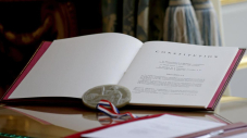 Conférence-débat : La Constitution de la Ve République est-elle toujours d’actualité ?