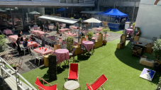 La guinguette des Toqués Français s’installe sur la terrasse du Musée