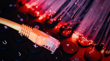 Internet, téléphone, télévision  : préparez votre passage à la fibre optique !