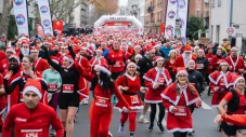 La Corrida de Noël en images : une journée festive dans les rues d’Issy