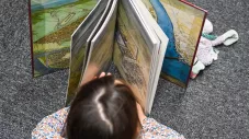 Des livres pour comprendre le monde : le Prix littéraire des écoles 2025‑2026  