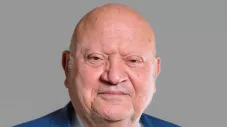 André Santini, maire d’Issy-les-Moulineaux et ancien ministre, est décédé ce jour à l’âge de 85 ans, a-t-on appris de source officielle.