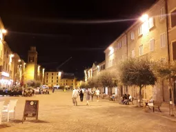 Macerata - Piazza Giuseppe Mazzini