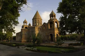 Cathédrale de la ville d'Etchmiadzine en Arménie