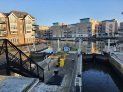 Quartier de Brentford, vue sur les écluses