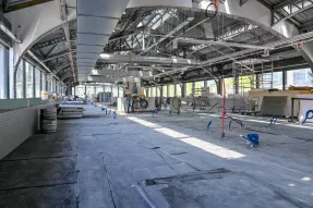 L'intérieur des halles d'Issy