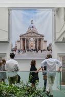 Une oeuvre de Sacha Luisada représentant Le Panthéon exposée à l'Espace Andrée Chedid