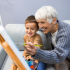 Regards croisés : les enfants du CLAVIM dessinent leurs grands-parents
